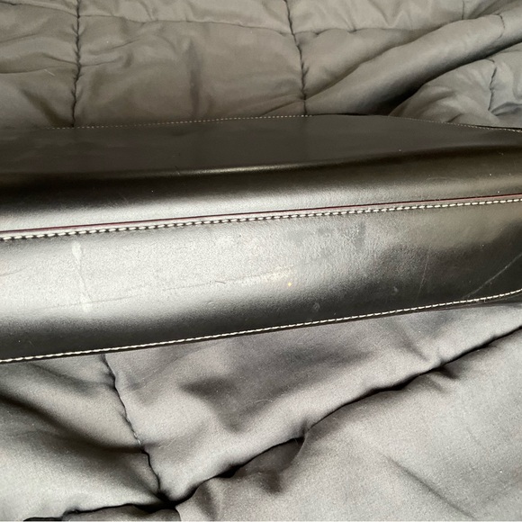 GUC ( with flaws) Lodis Leather Attache/Briefcase with strap. - Picture 6 of 8
